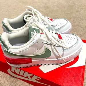 Nike Air Force 1 Shadow Women shoes in good condition